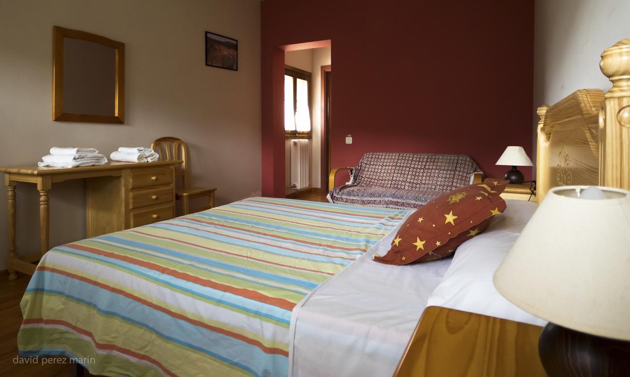 Albergue Casa Salinas Secastilla エクステリア 写真